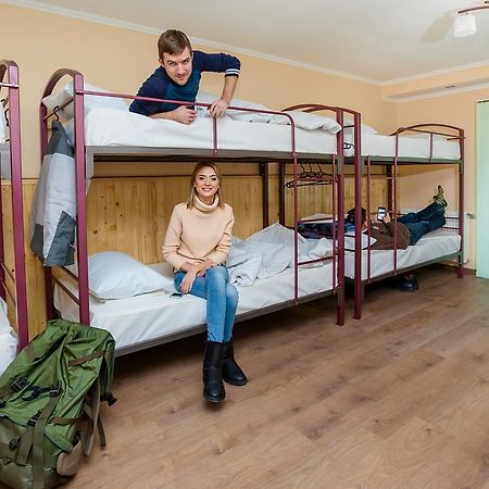 Tsentralnyi Hostel Івано-Франківськ Екстер'єр фото